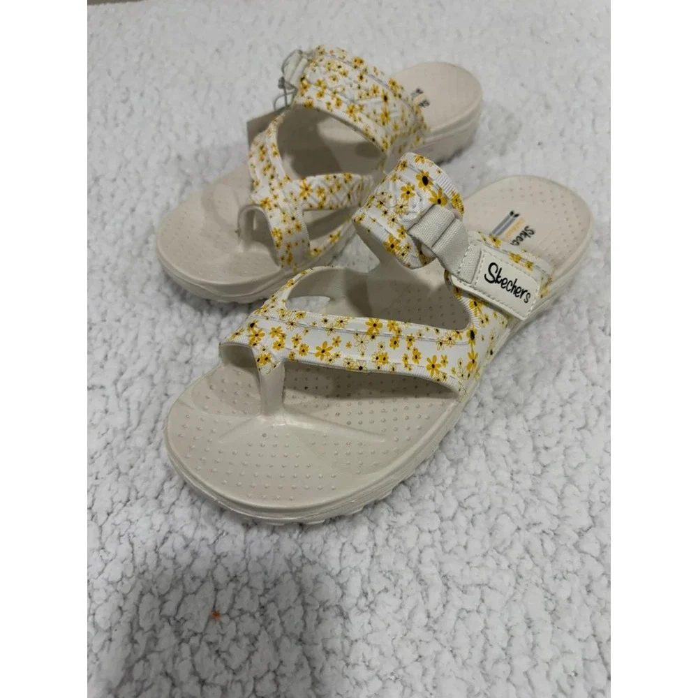 Skechers Foamies Outdoor Lifestyle White Yellow Floral Daisy Sandals Womens 9 - Picture 2 of 9